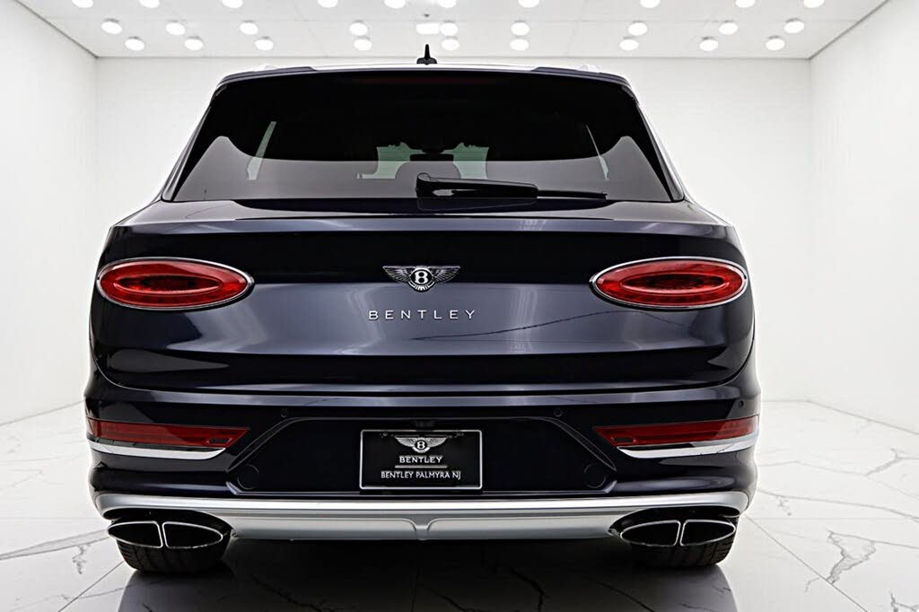 2023 Bentley Bentayga V8 AWD photo 11