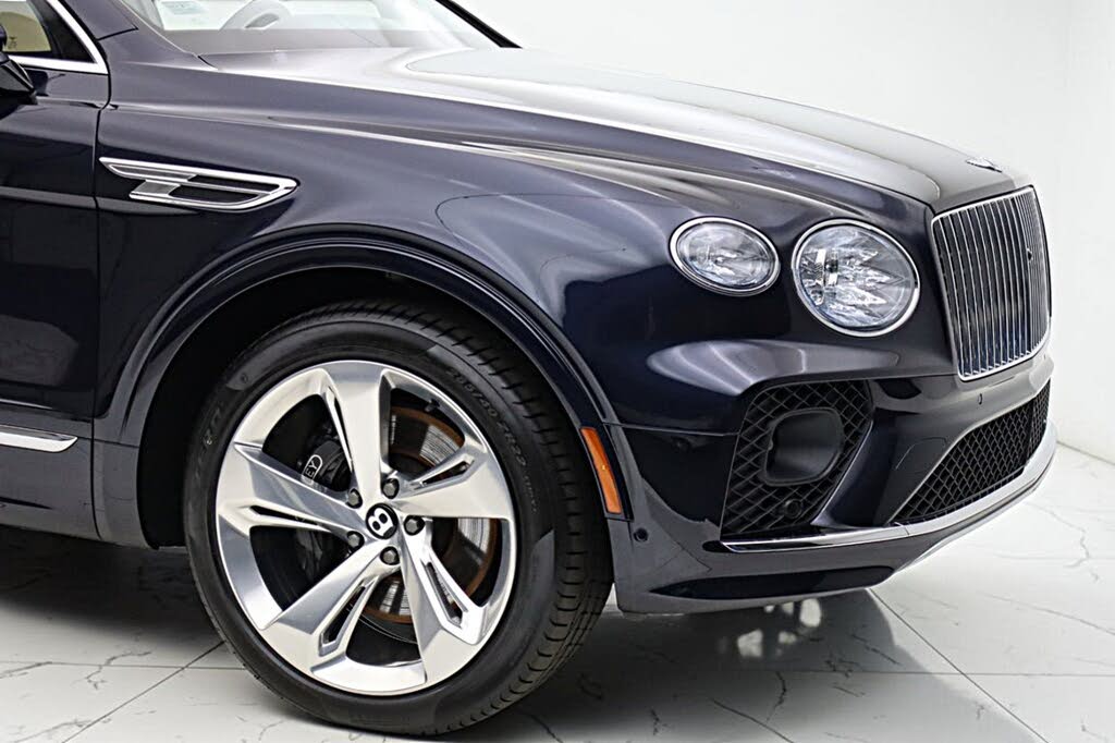 2023 Bentley Bentayga V8 AWD photo 17