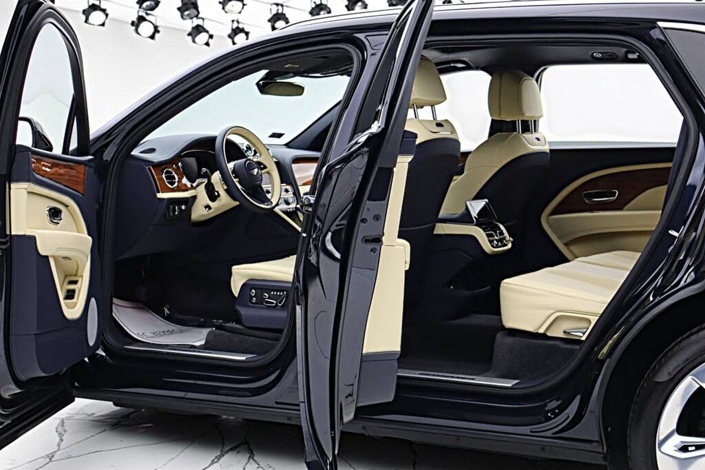 2023 Bentley Bentayga V8 AWD photo 7