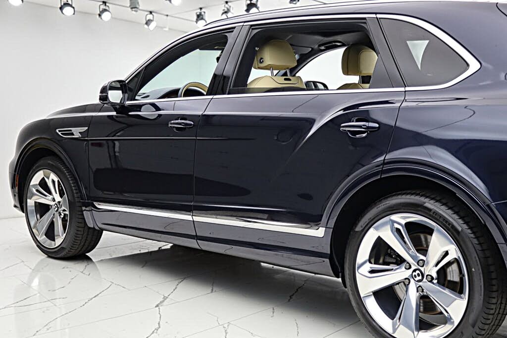 2023 Bentley Bentayga V8 AWD photo 9