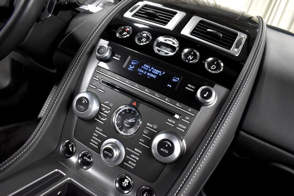 2014 Aston Martin DB9 Coupe RWD photo 18