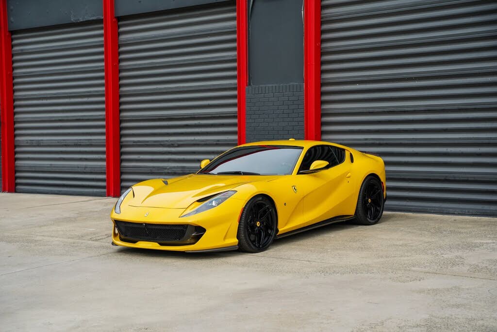 2019 Ferrari 812 Superfast RWD