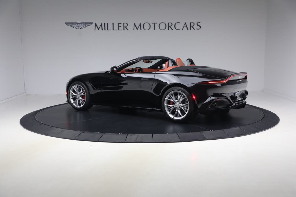 2021 Aston Martin Vantage Convertible RWD photo 4