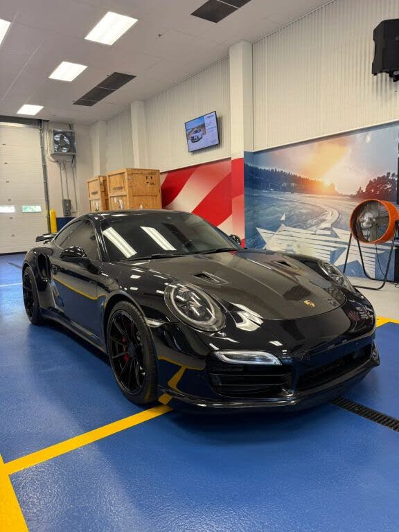 2016 Porsche 911 Turbo Coupe AWD photo 1 of 21