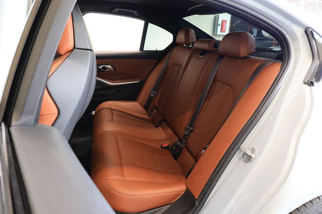 2023 BMW M3 Competition xDrive AWD photo 22 of 24