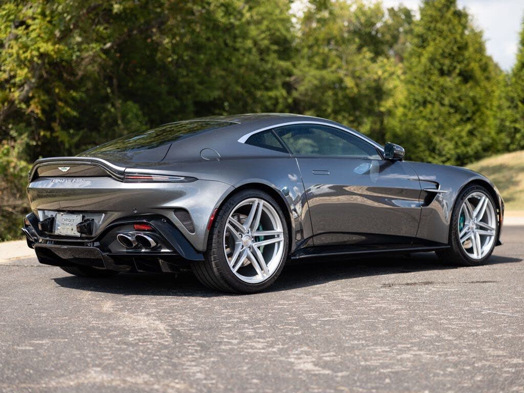 2025 Aston Martin Vantage Coupe RWD photo 7