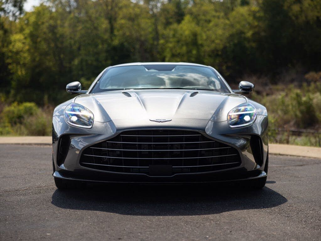 2025 Aston Martin Vantage Coupe RWD photo 10