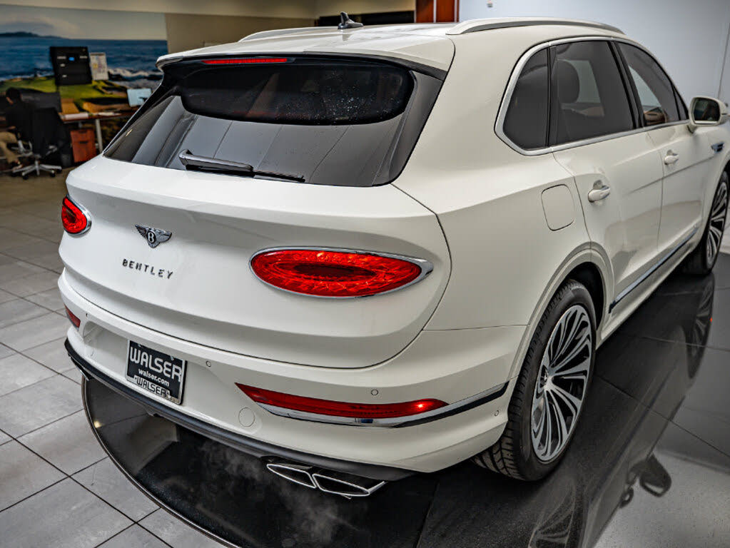 2022 Bentley Bentayga photo 18
