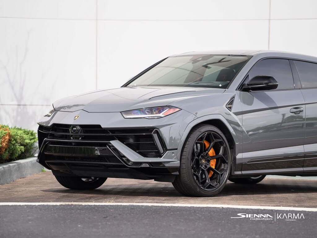2024 Lamborghini Urus S AWD photo 14