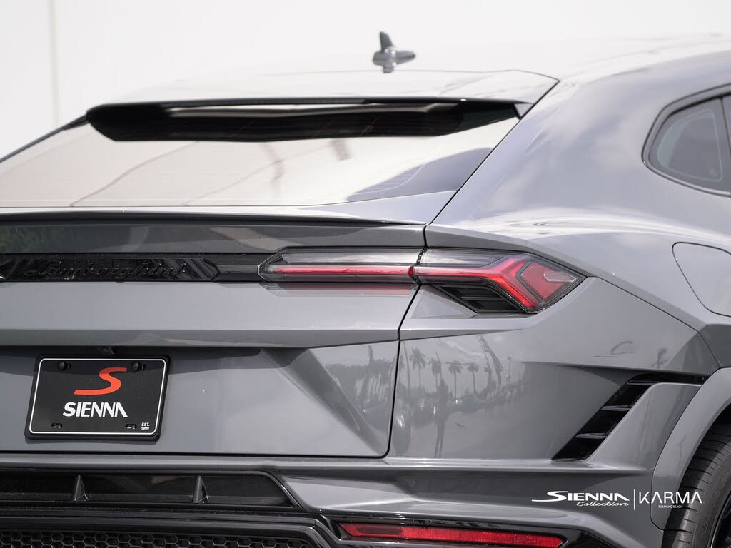 2024 Lamborghini Urus S AWD photo 22