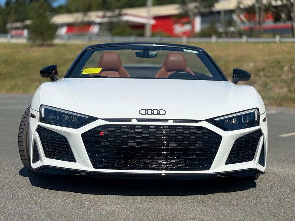 2023 Audi R8 V10 Performance Spyder RWD photo 11 of 24