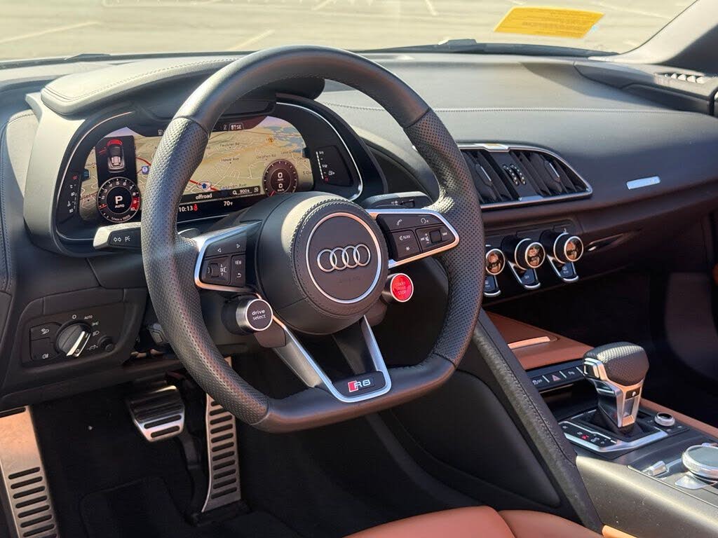 2023 Audi R8 V10 Performance Spyder RWD photo 13 of 24