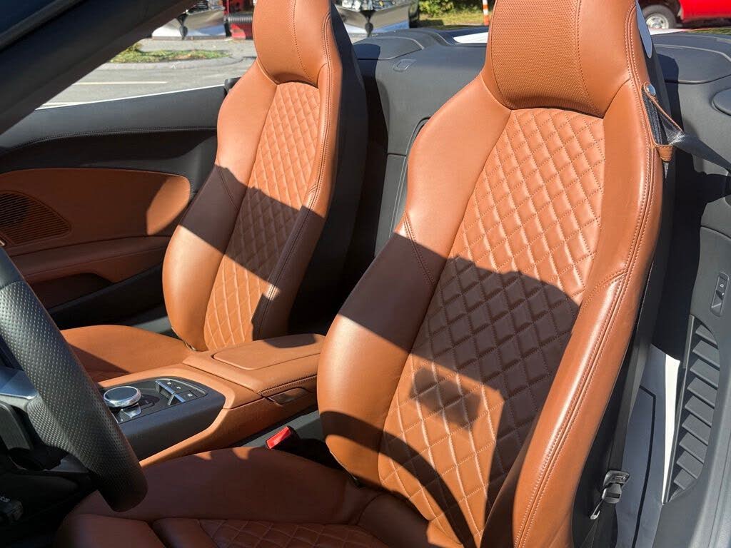 2023 Audi R8 V10 Performance Spyder RWD photo 17 of 24