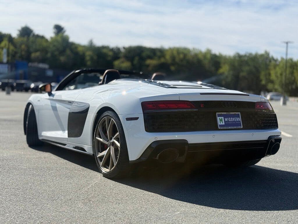 2023 Audi R8 V10 Performance Spyder RWD photo 4 of 24