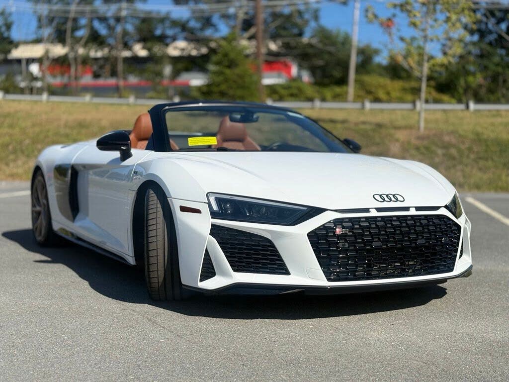 2023 Audi R8 V10 Performance Spyder RWD photo 9 of 24