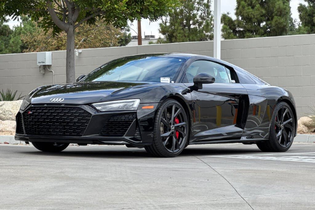 2022 Audi R8 V10 Performance Coupe RWD photo 11 of 24