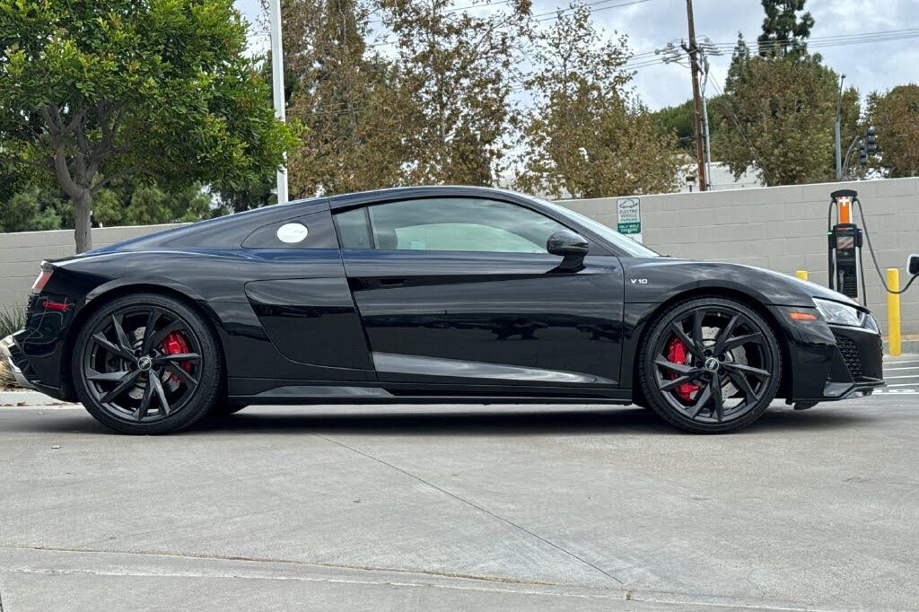 2022 Audi R8 V10 Performance Coupe RWD photo 7 of 24