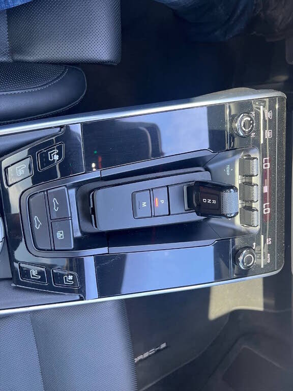 2022 Porsche 911 Turbo S Coupe AWD photo 14 of 21