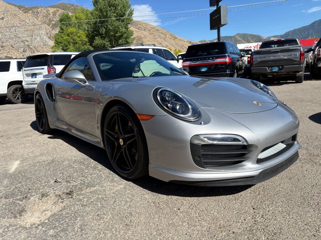 2016 Porsche 911 Turbo S Cabriolet AWD photo 17 of 24