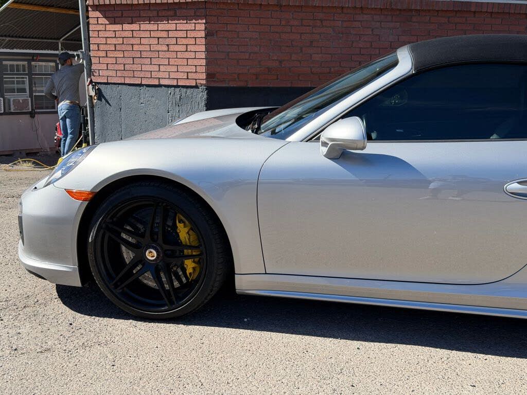 2016 Porsche 911 Turbo S Cabriolet AWD photo 6 of 24