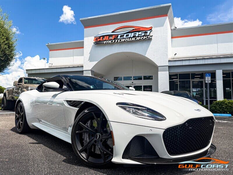 2019 Aston Martin DBS Superleggera Coupe RWD