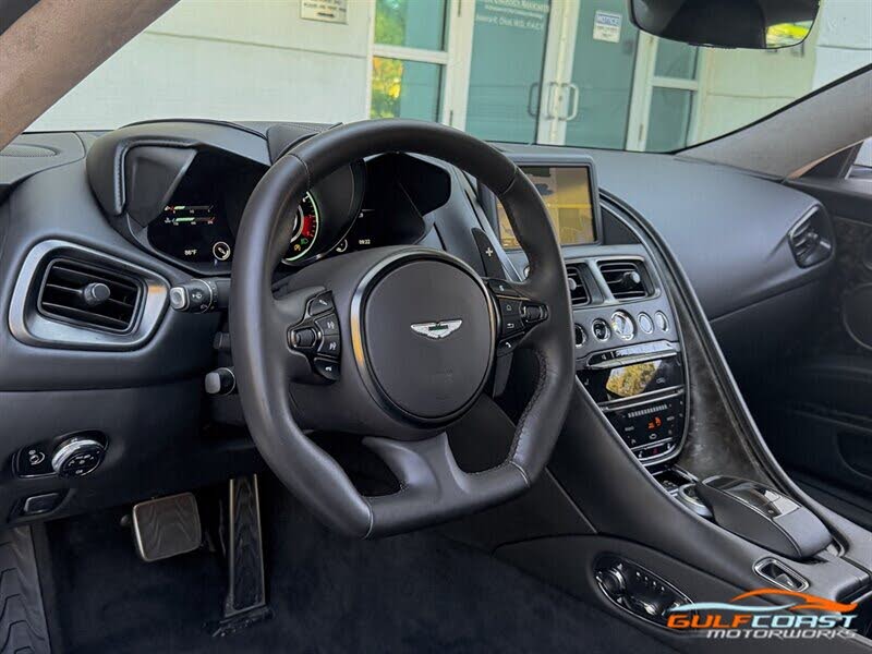 2019 Aston Martin DBS Superleggera Coupe RWD photo 13