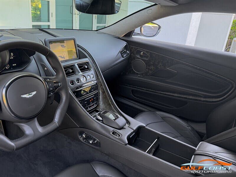 2019 Aston Martin DBS Superleggera Coupe RWD photo 15