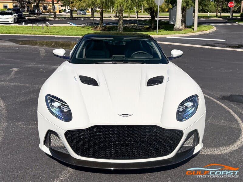 2019 Aston Martin DBS Superleggera Coupe RWD photo 6