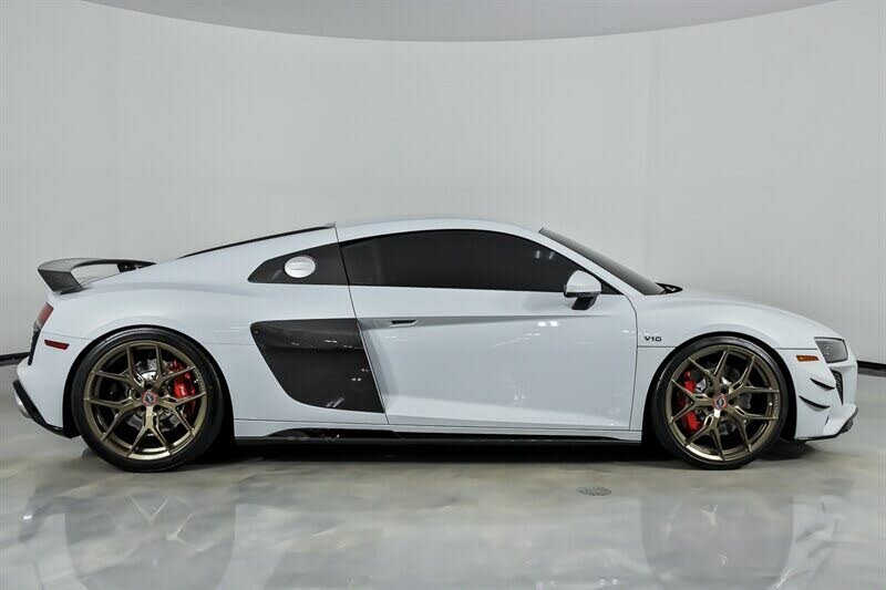 2020 Audi R8 quattro V10 Coupe AWD photo 13 of 24