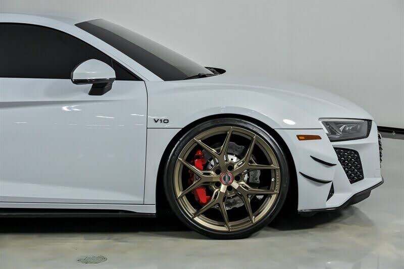 2020 Audi R8 quattro V10 Coupe AWD photo 14 of 24