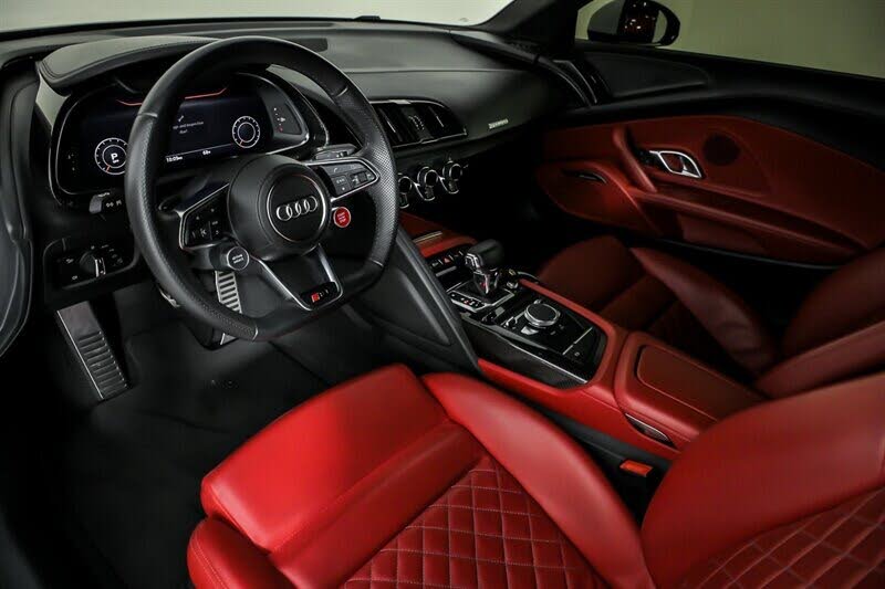 2020 Audi R8 quattro V10 Coupe AWD photo 23 of 24