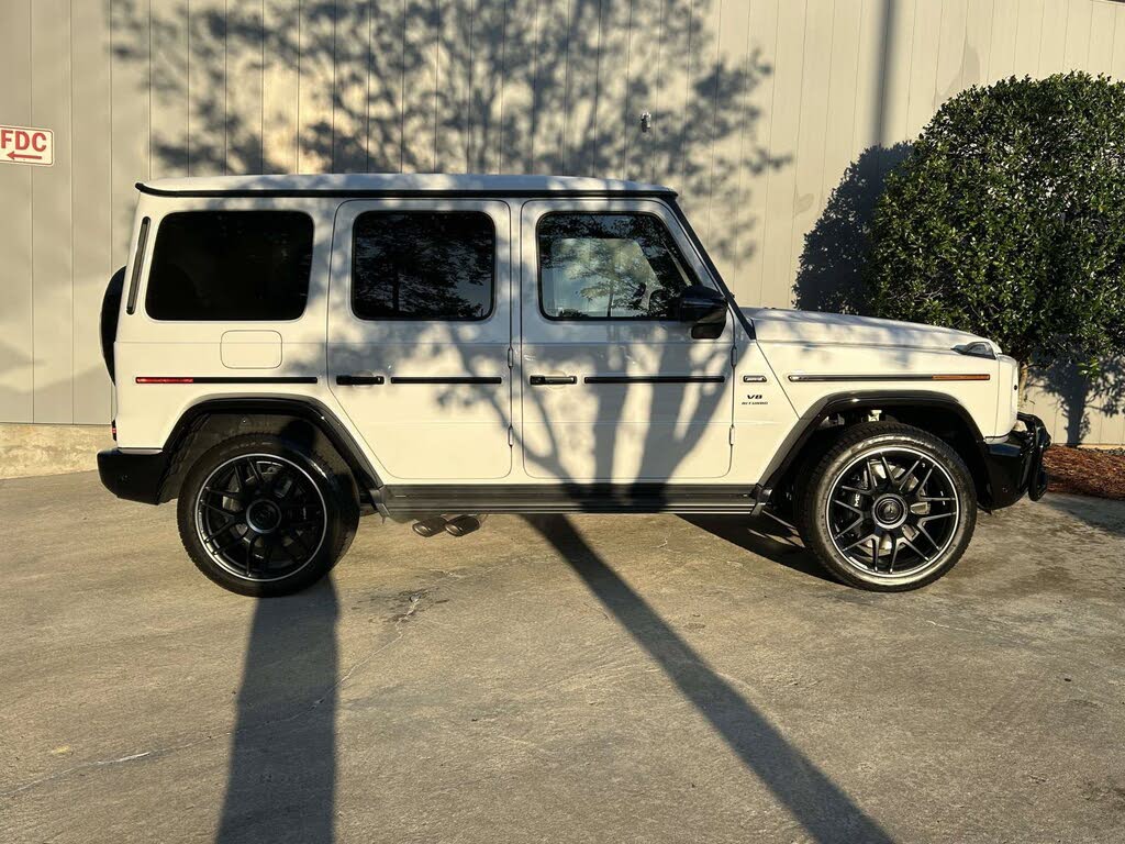2027 Mercedes-Benz G-Class AMG G 63 4MATIC photo 4