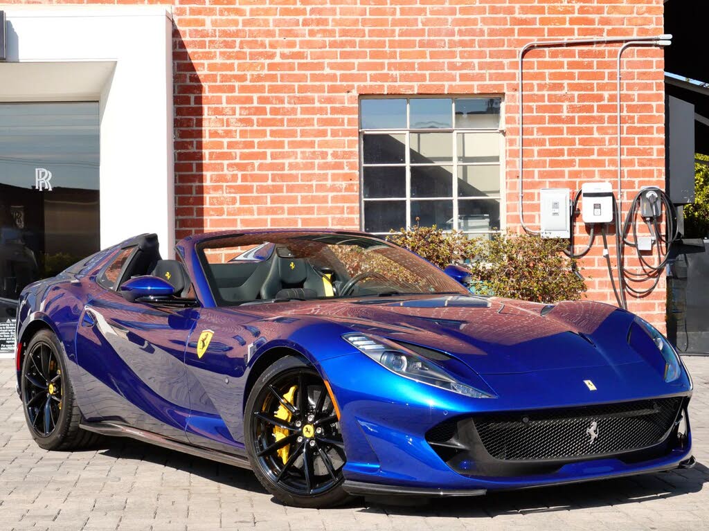 2023 Ferrari 812 GTS Convertible RWD