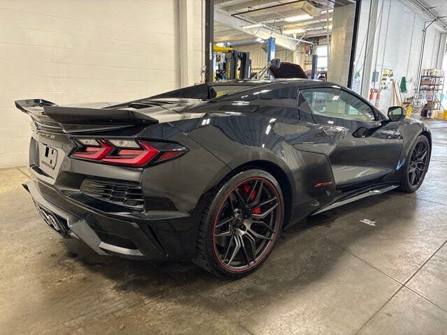 2023 Chevrolet Corvette Z06 3LZ Convertible RWD photo 4