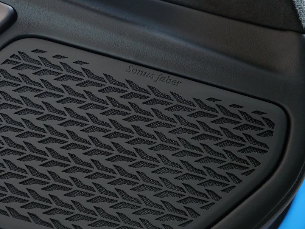 2025 Lamborghini Revuelto AWD photo 17 of 24