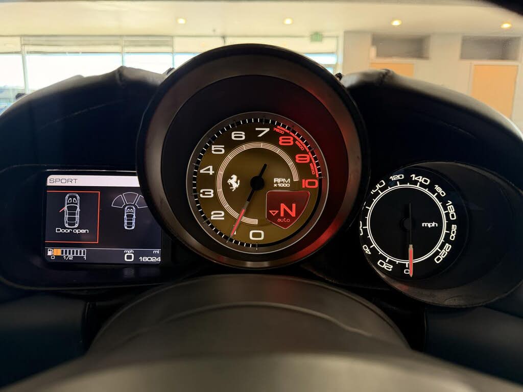2015 Ferrari California T Roadster photo 16