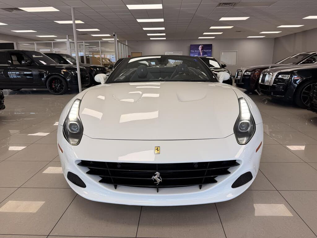 2015 Ferrari California T Roadster photo 4