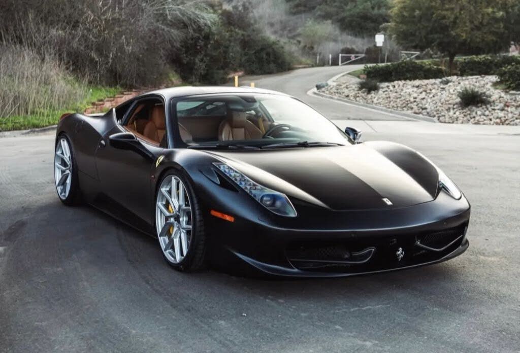 2010 Ferrari 458 Italia Coupe RWD