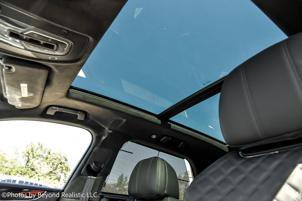 2023 Bentley Bentayga Hybrid AWD photo 23
