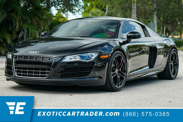2011 Audi R8 5.2 quattro Coupe AWD