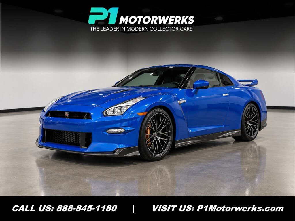 2024 Nissan GT-R Premium AWD