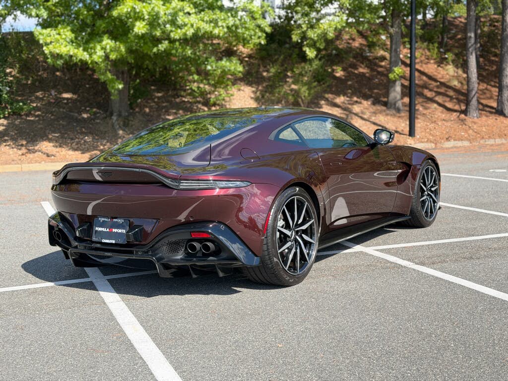 2020 Aston Martin Vantage RWD photo 12