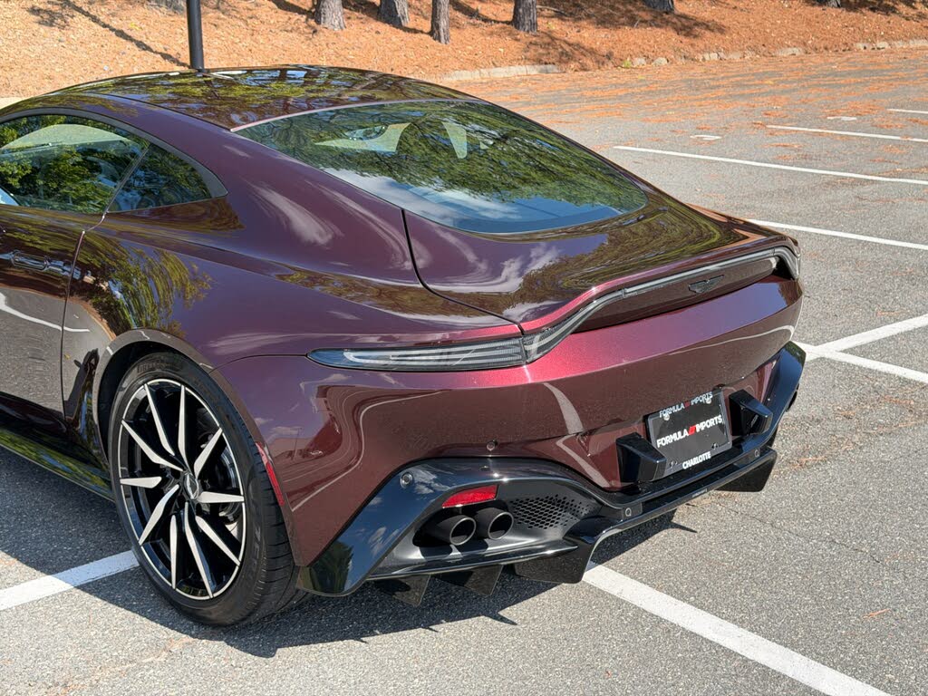 2020 Aston Martin Vantage RWD photo 21