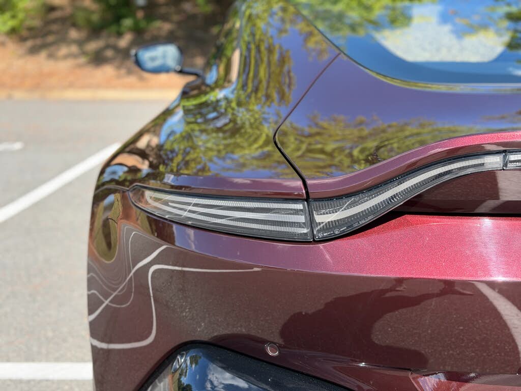 2020 Aston Martin Vantage RWD photo 23