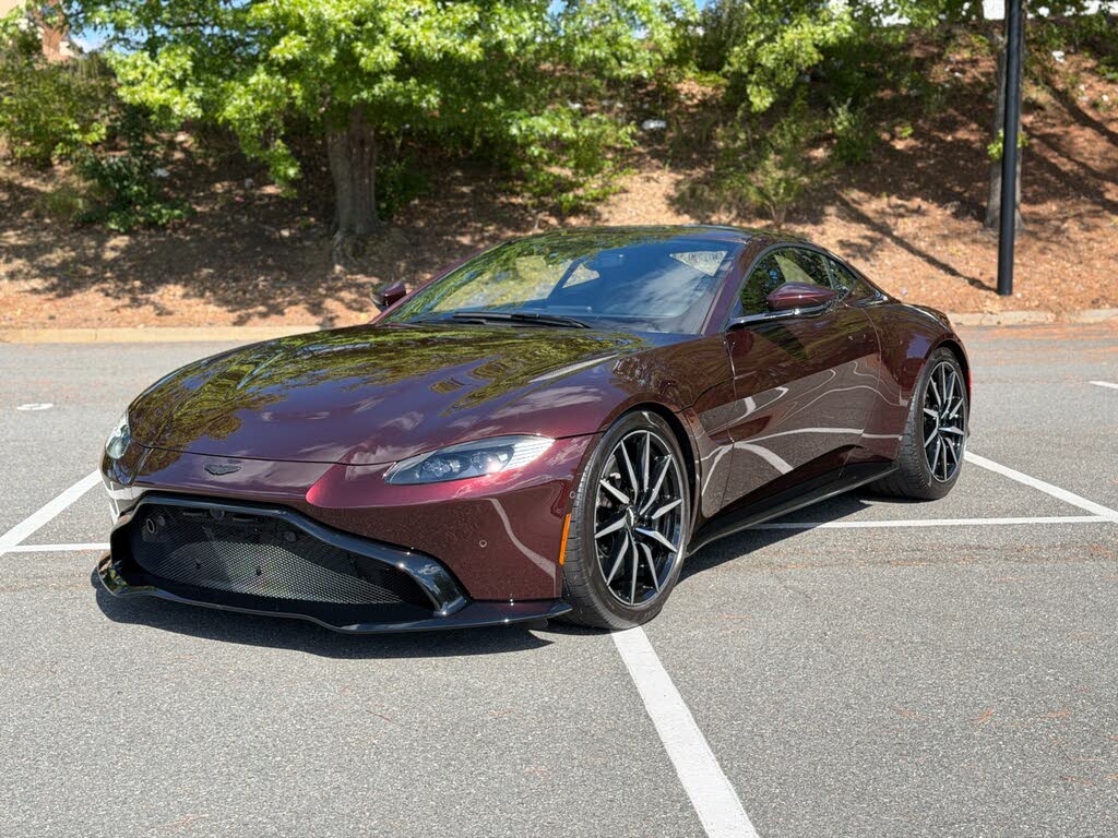 2020 Aston Martin Vantage RWD photo 4