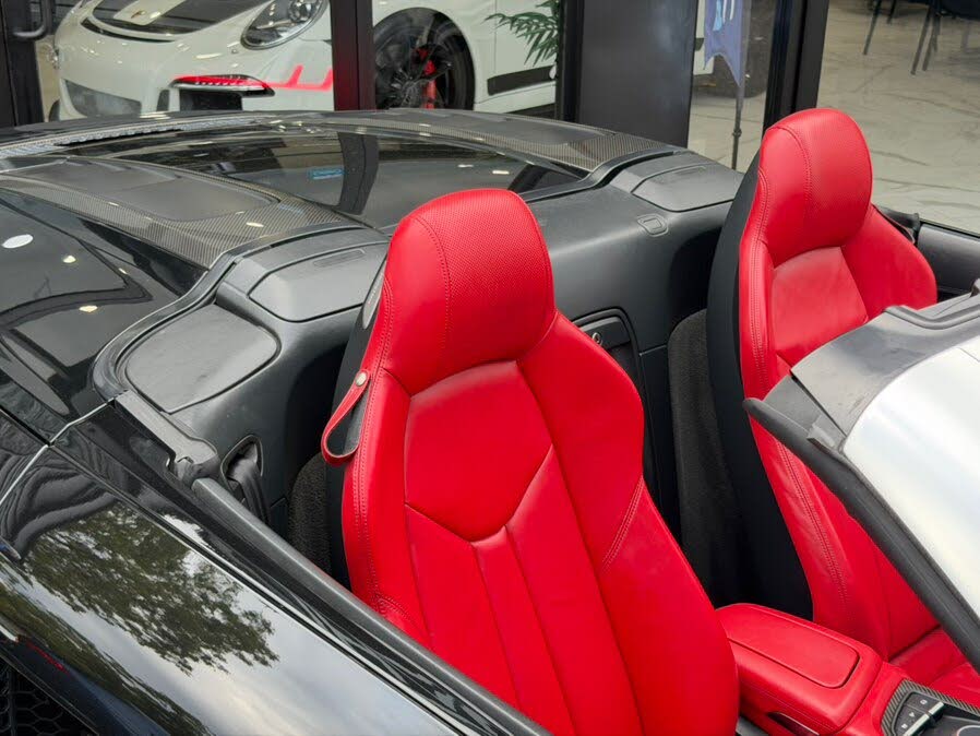 2017 Audi R8 quattro V10 Spyder AWD photo 4 of 24