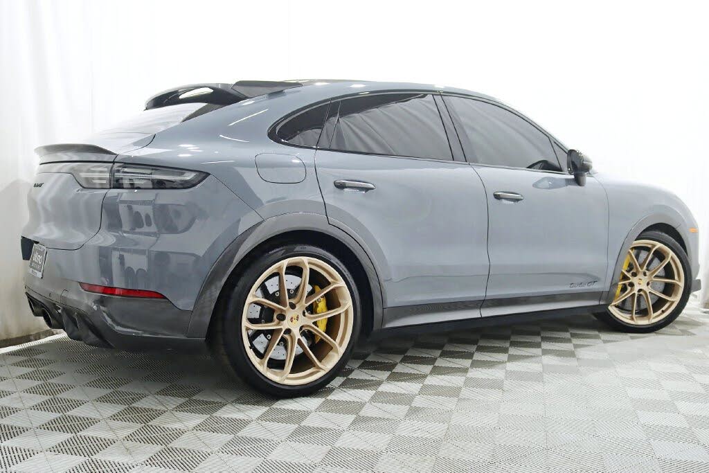 2023 Porsche Cayenne Turbo GT AWD photo 12 of 24