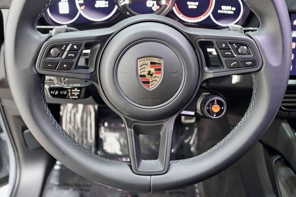 2023 Porsche Cayenne Turbo GT AWD photo 21 of 24