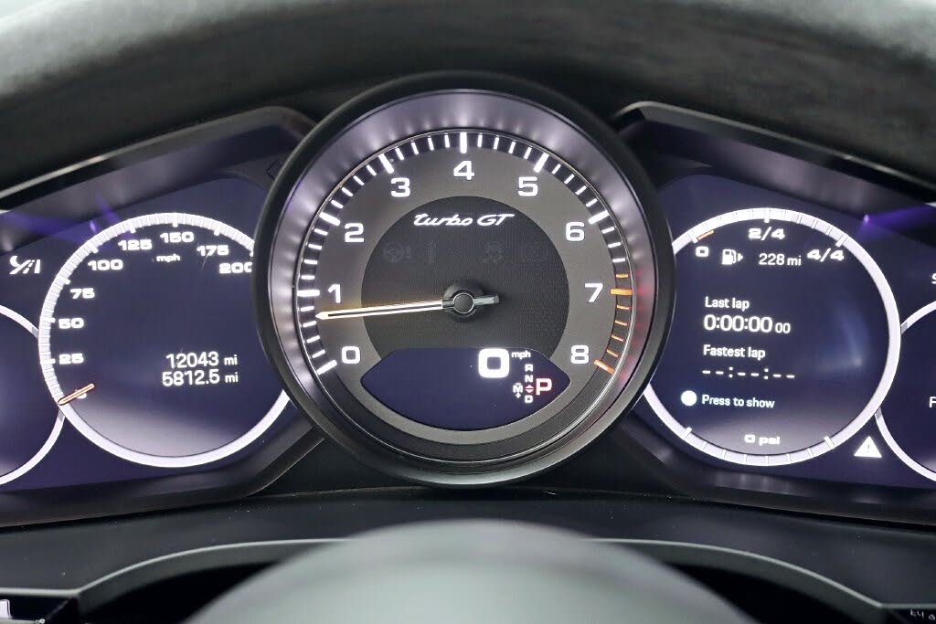 2023 Porsche Cayenne Turbo GT AWD photo 22 of 24