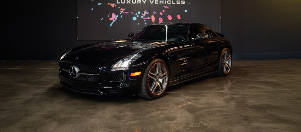 2012 Mercedes-Benz SLS AMG photo 2